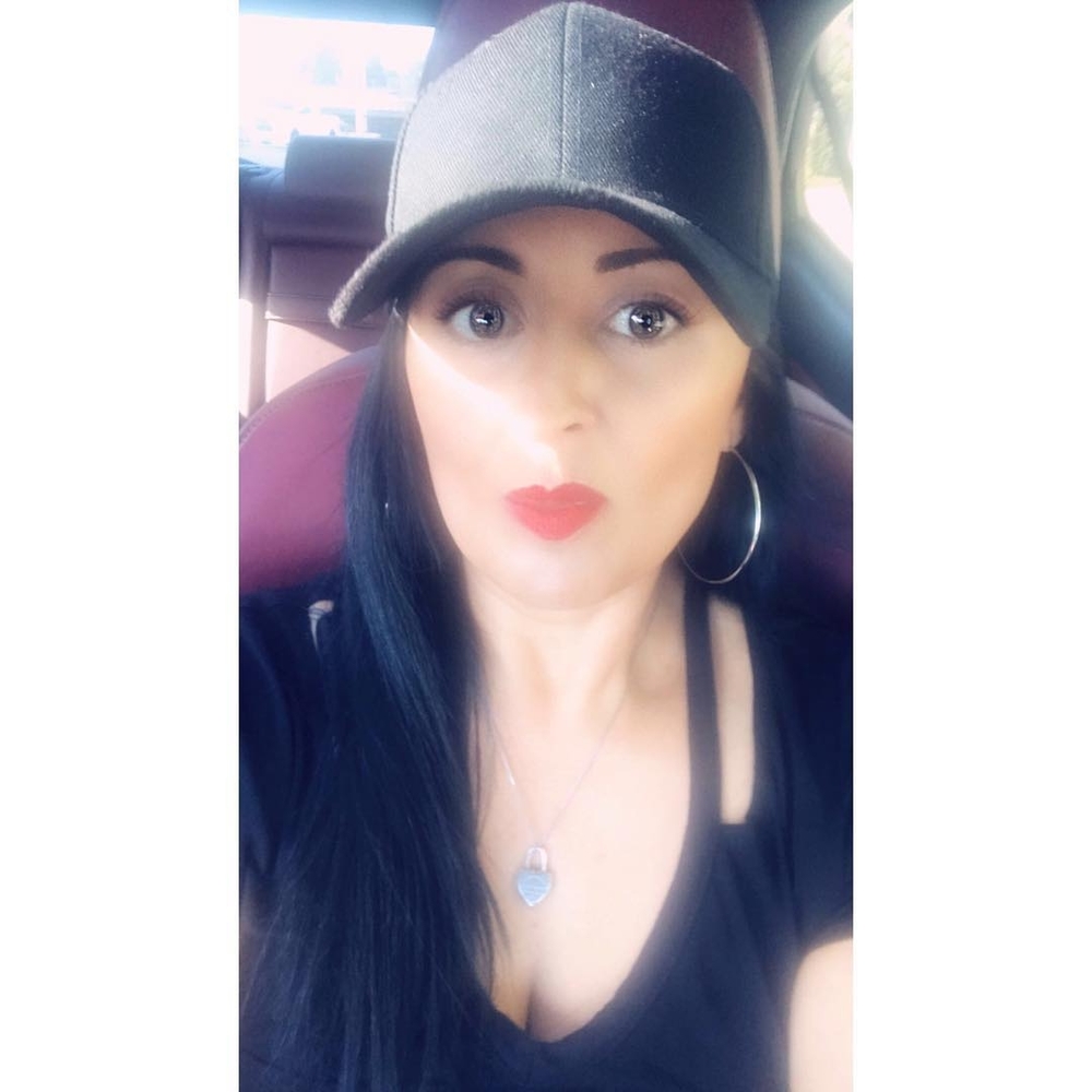 Meet your Posher, Sabrina